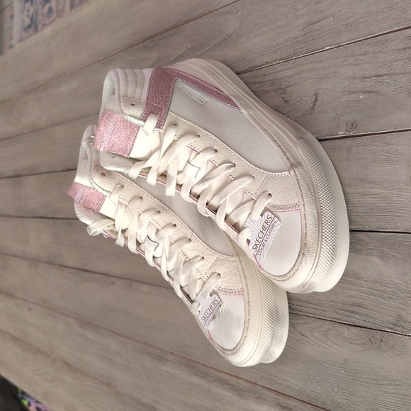 NWT Skechers Selene Subtle Glitter Mall of America® Size Women's 9 - Picture 5 of 14